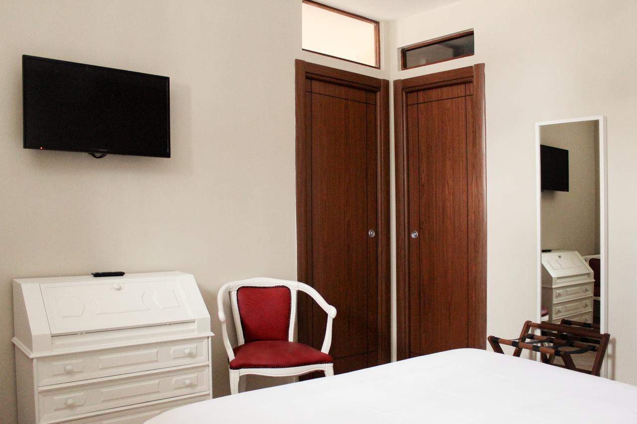 Lhp Suite Ривизондоли Экстерьер фото